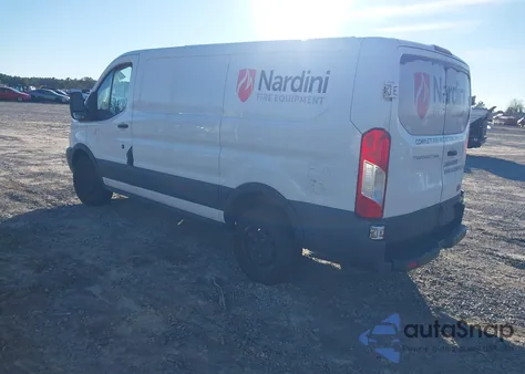 2016 Ford Transit-250 z USA, uszkodzony, nr VIN 1FTYR1ZMXGKA24406